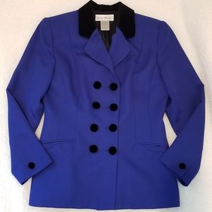 🛍 Elegant Double Breasted Blazer/Jacket